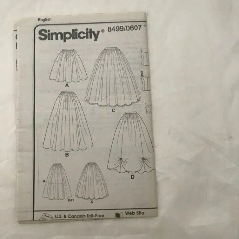 #8499 Simplicity Womens evening gown dress sewing pattern 6-10